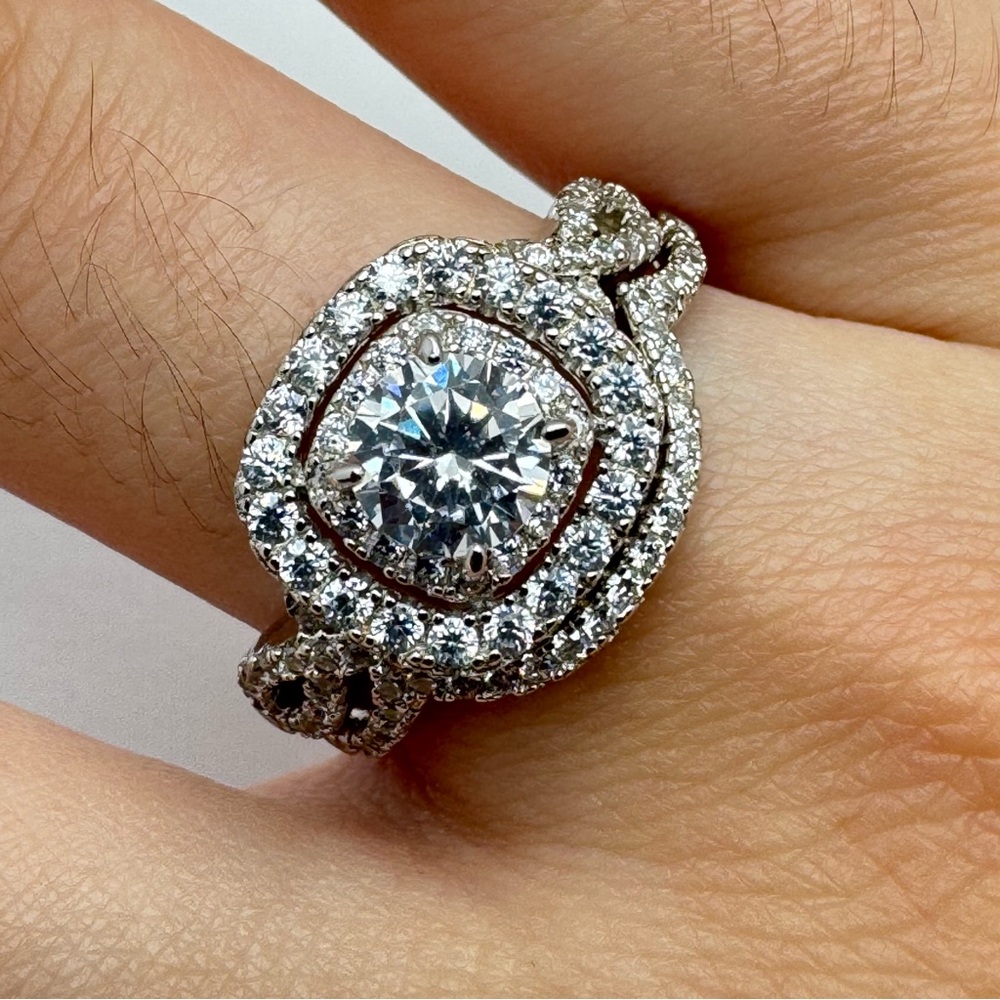 Stunning 925 Sterling Silver Double Band Halo CZ Ring Size 10 NEW